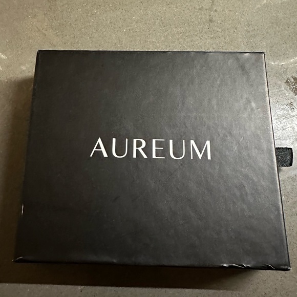 Mejuri Chunky Gold Necklace / Choker - Picture 6 of 6